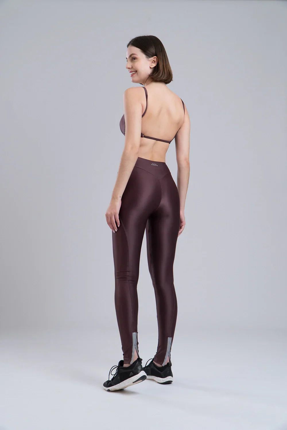 Kit Legging Zíper Reflect + Top Lara - Marrom